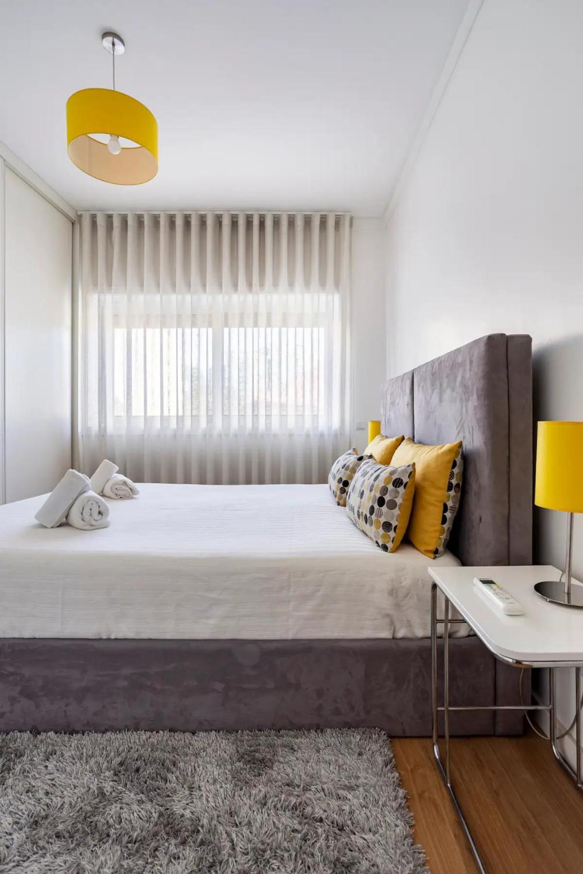Luxury Anibal Cunha Apartments ポルト エクステリア 写真