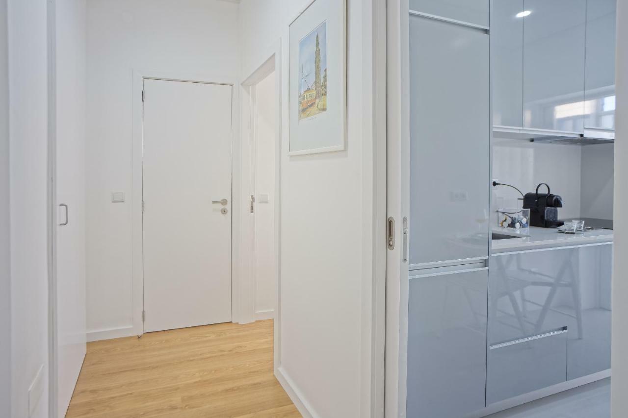Luxury Anibal Cunha Apartments ポルト エクステリア 写真